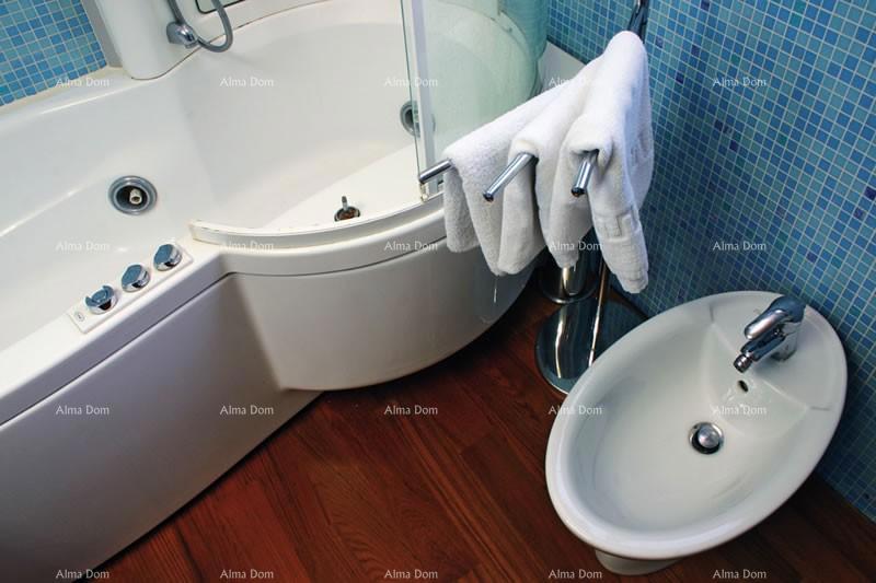 Na prodaju – Luksuzna vila 60 m od morja, Peščena uvala