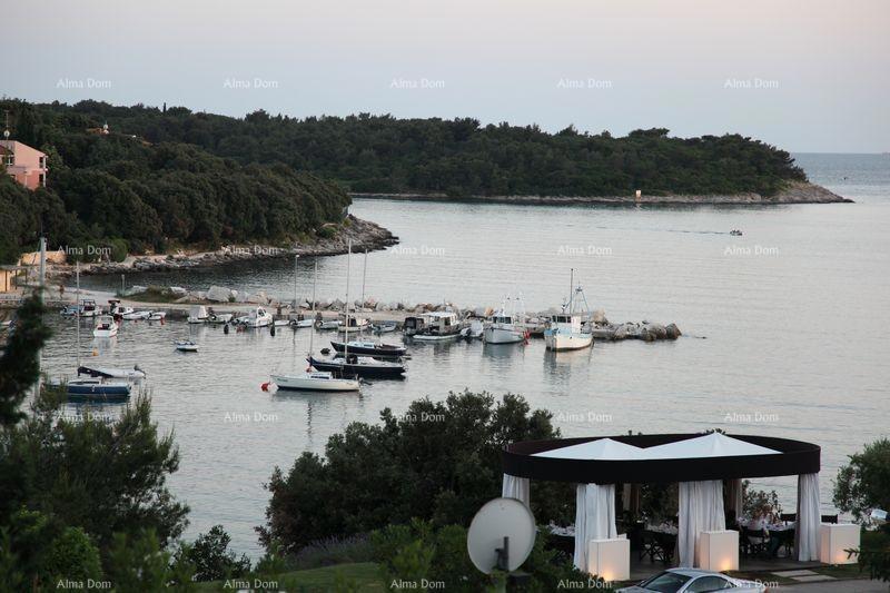 Na prodaju – Luksuzna vila 60 m od morja, Peščena uvala