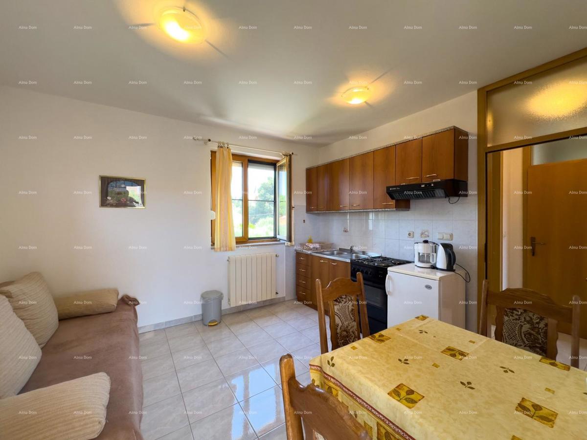 Prodajemo apartmajsko hišo na mirni lokaciji v Medulinu!