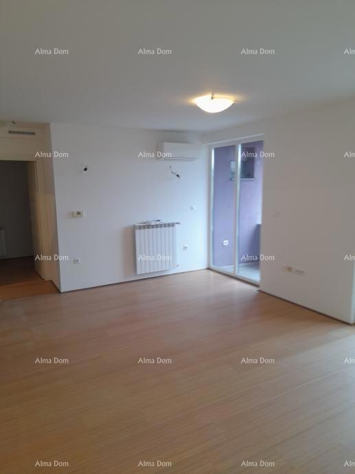 Rezervirano!!! Top lokacija! Prodaja stanovanja v neposredni bližini centra mesta, Pula!