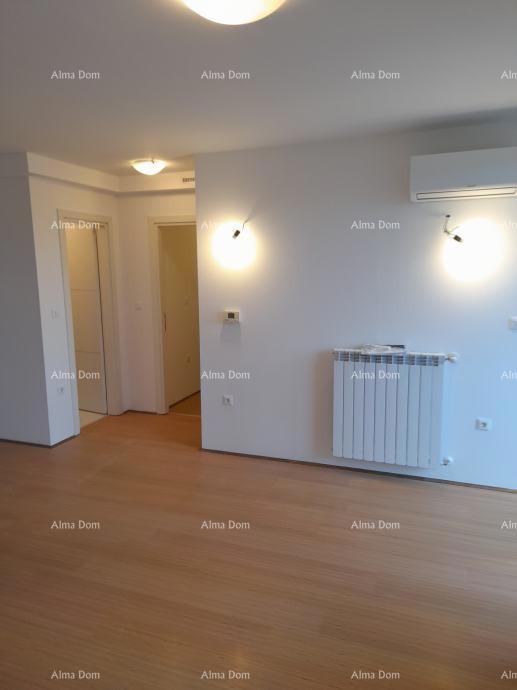 Rezervirano!!! Top lokacija! Prodaja stanovanja v neposredni bližini centra mesta, Pula!