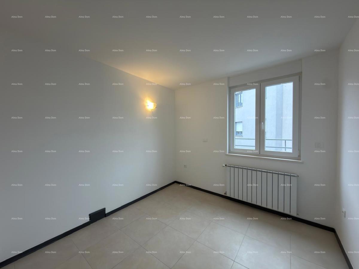 Vrhunska lokacija! Prodaja stanovanja v neposredni bližini centra mesta, Pula!