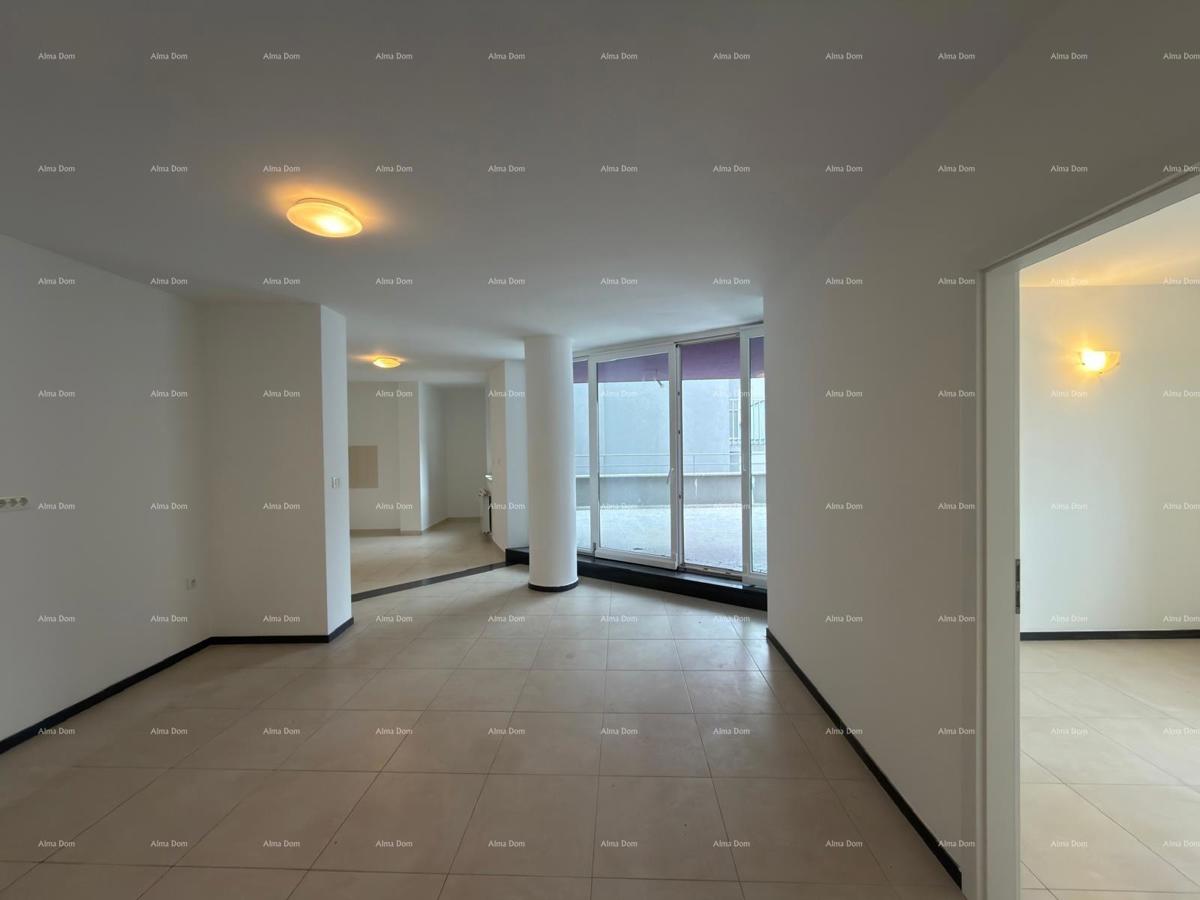 Vrhunska lokacija! Prodaja stanovanja v neposredni bližini centra mesta, Pula!