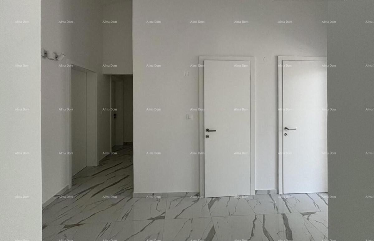 UMAG – Hiša s bazenom in tremi ločenimi apartmaji