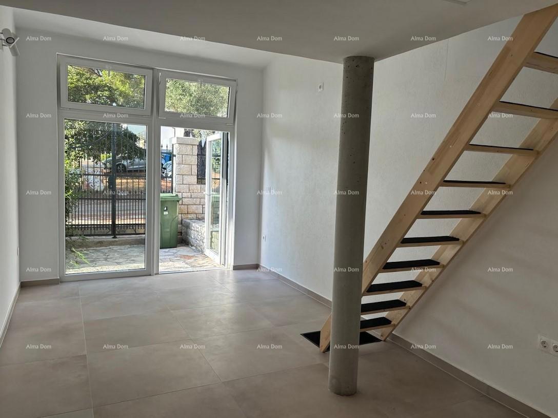 UMAG – Hiša s bazenom in tremi ločenimi apartmaji