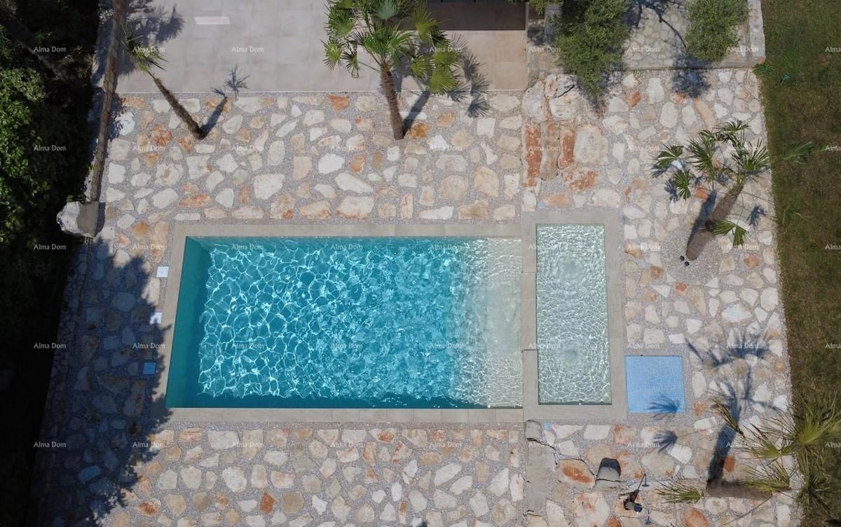 UMAG – Hiša s bazenom in tremi ločenimi apartmaji