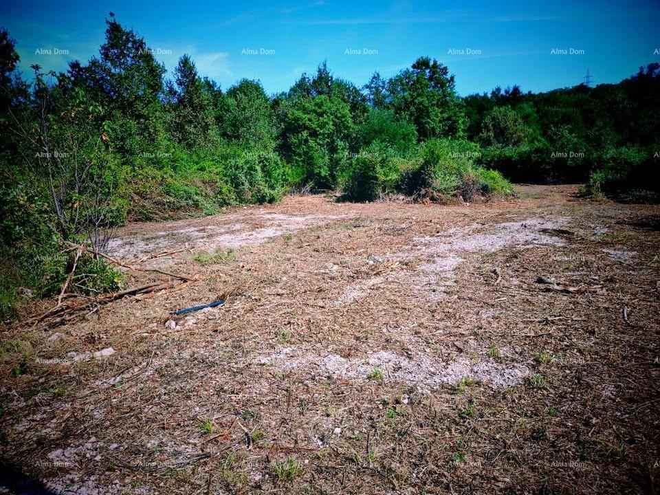 Istra, Kršan, prodajamo dve gradbeni parceli z dovoljenji.