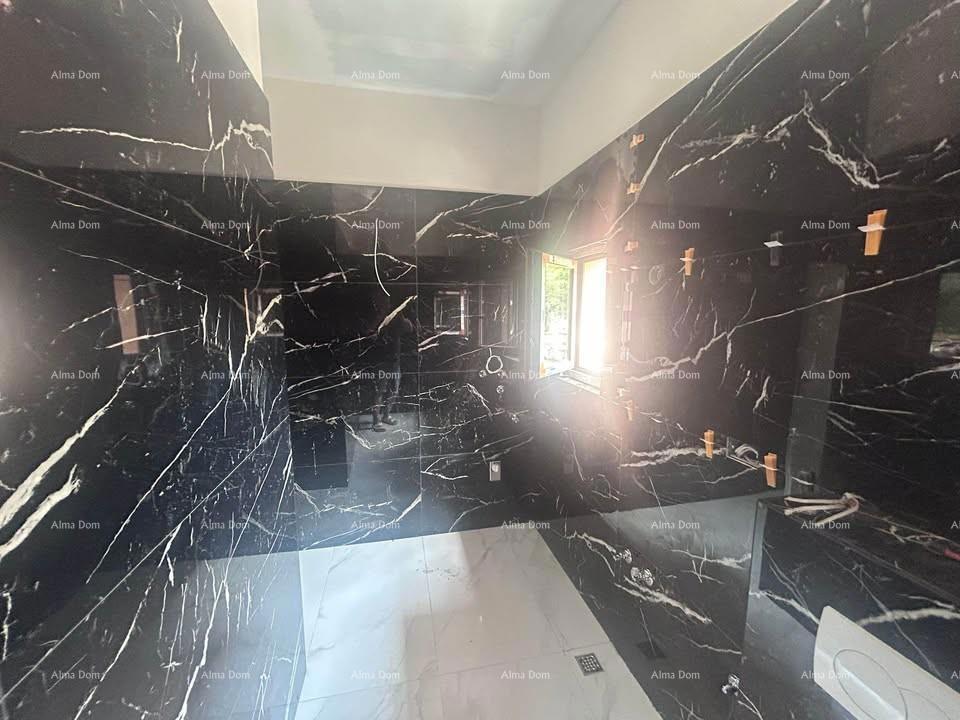 Poreč – družinska hiša z dvema stanovanjem enotama