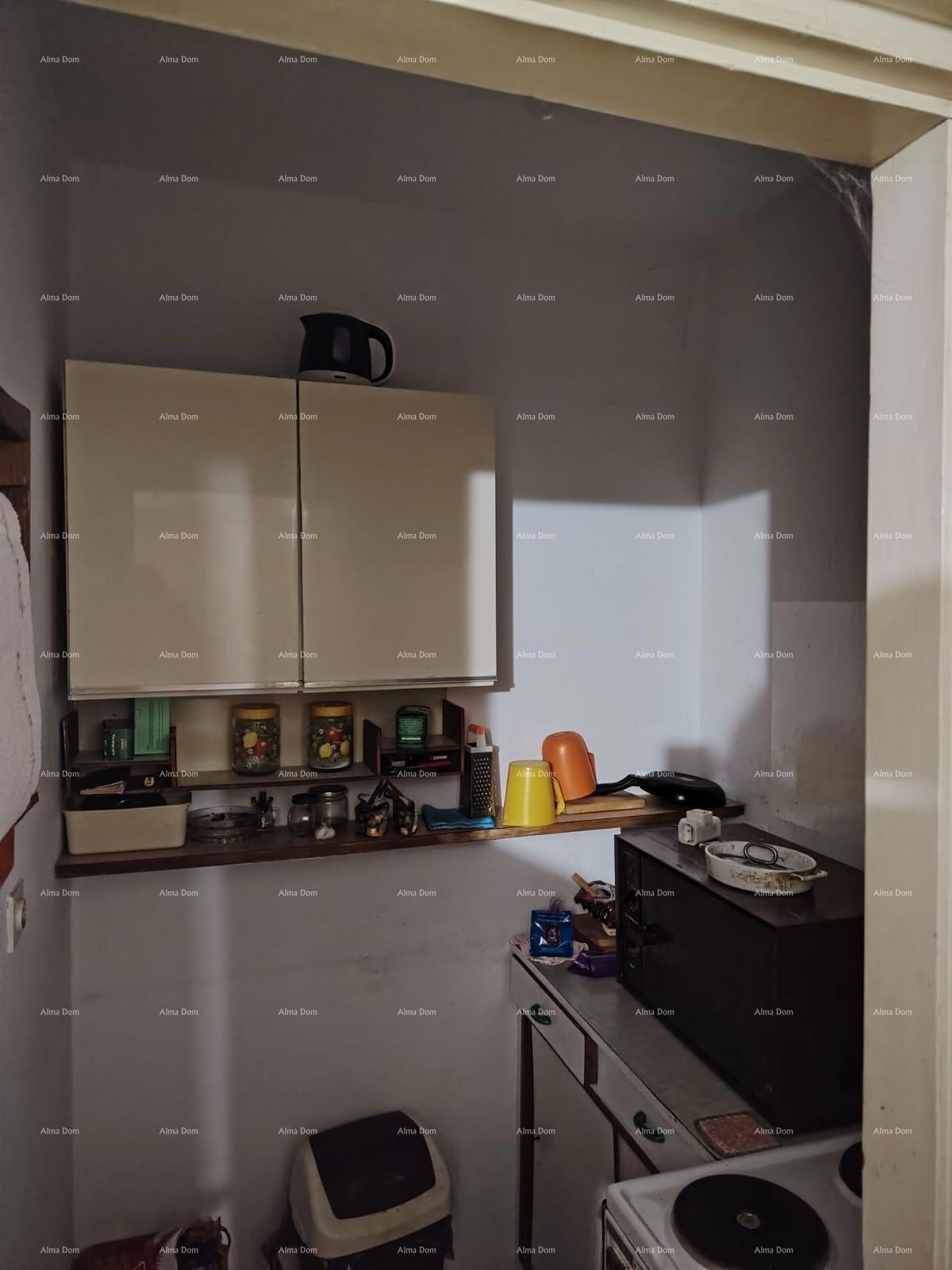 Odlična priložnost! Prodaja stanovanja za obnovo, Stoja, Pula!