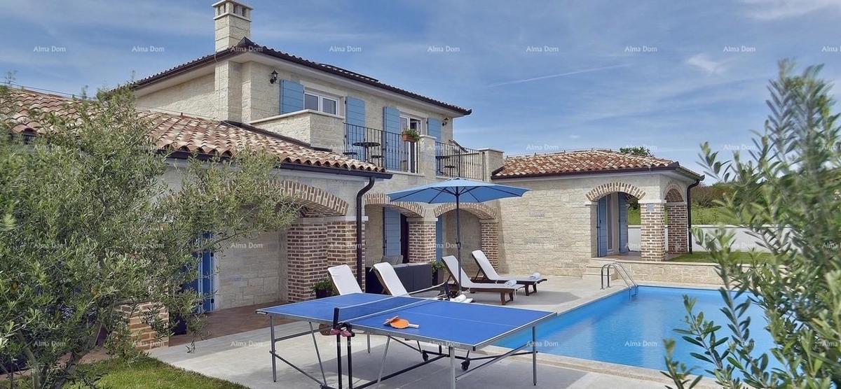 Prodaja čudovite vile z bazenom na atraktivni lokaciji, Pošesi, Medulin!