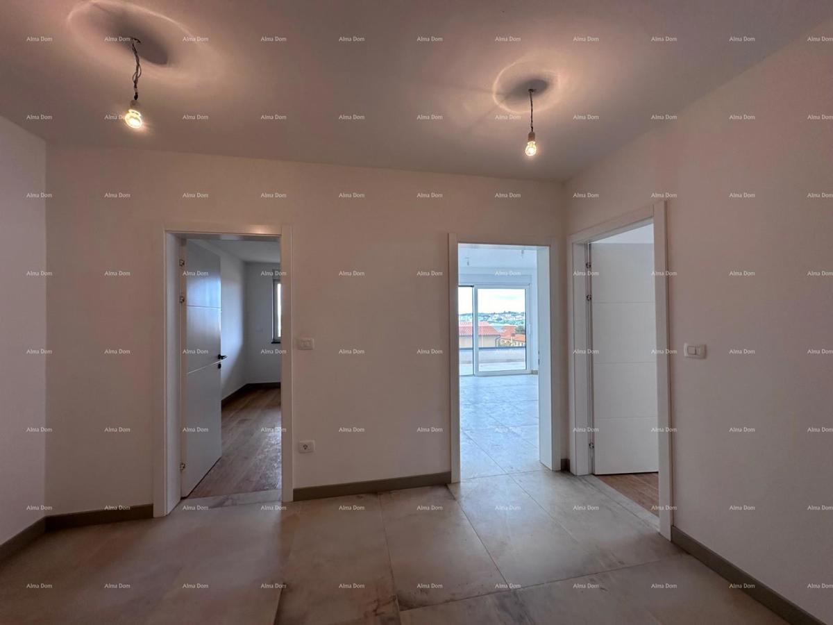 Banjole! Trisobno stanovanje v novogradnji!