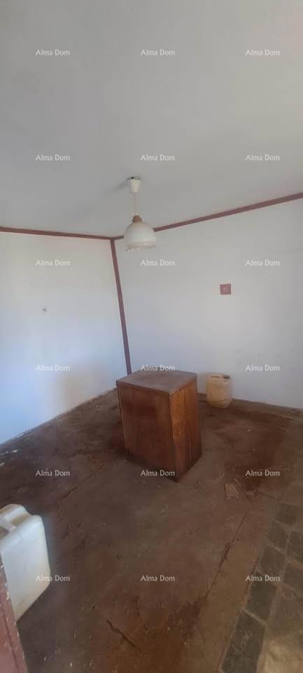 Prodaja dveh kamnitih hiš za obnovo - okolica Žminja!