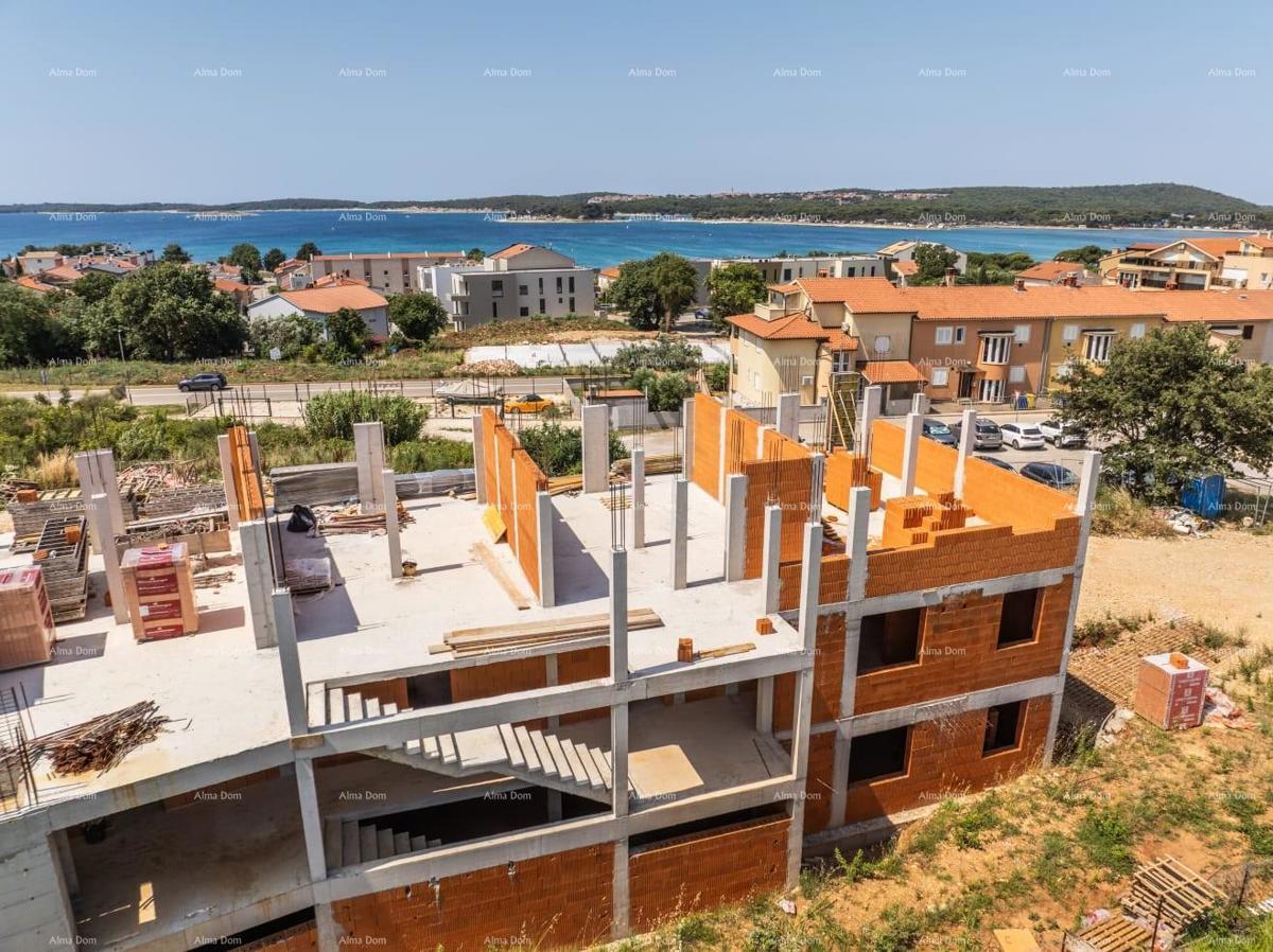 MEDULIN - Apartment in a new project / 300 m to the sea!!! (C4)