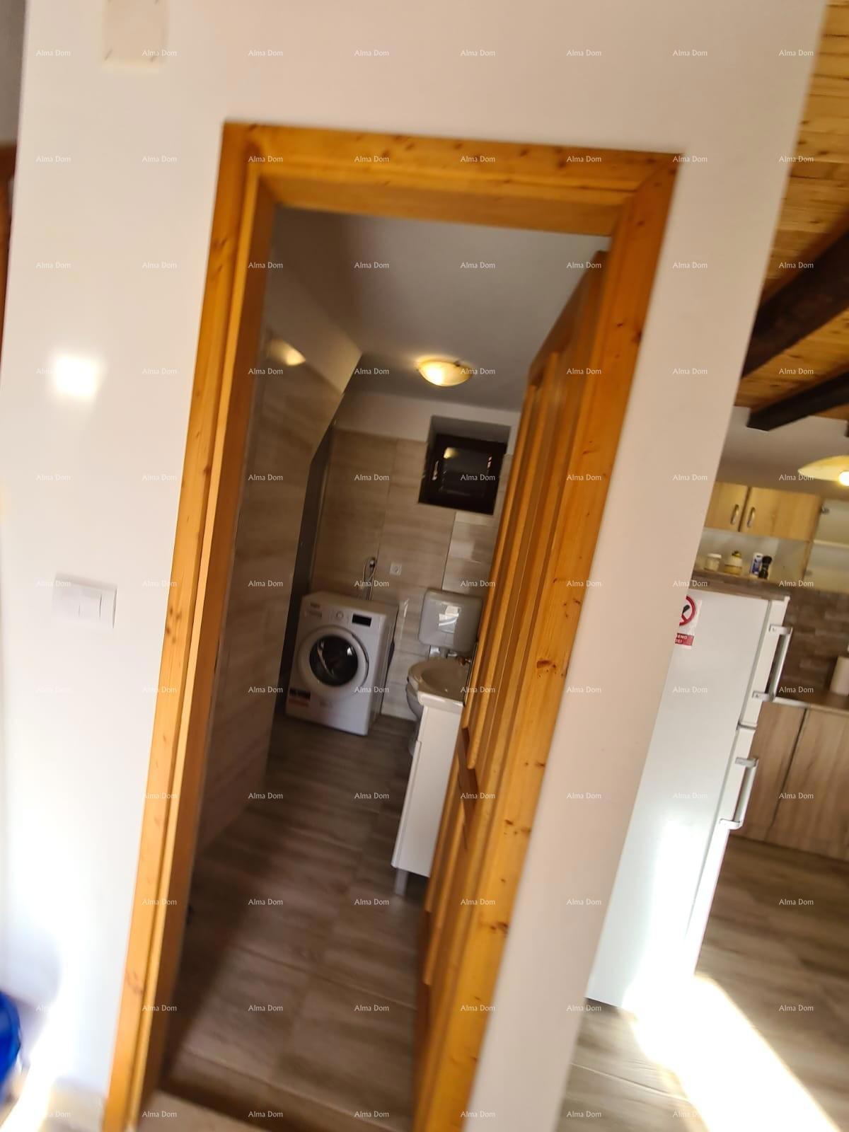 Prodaja! Dve renovirane istarske hiše v Marčani.