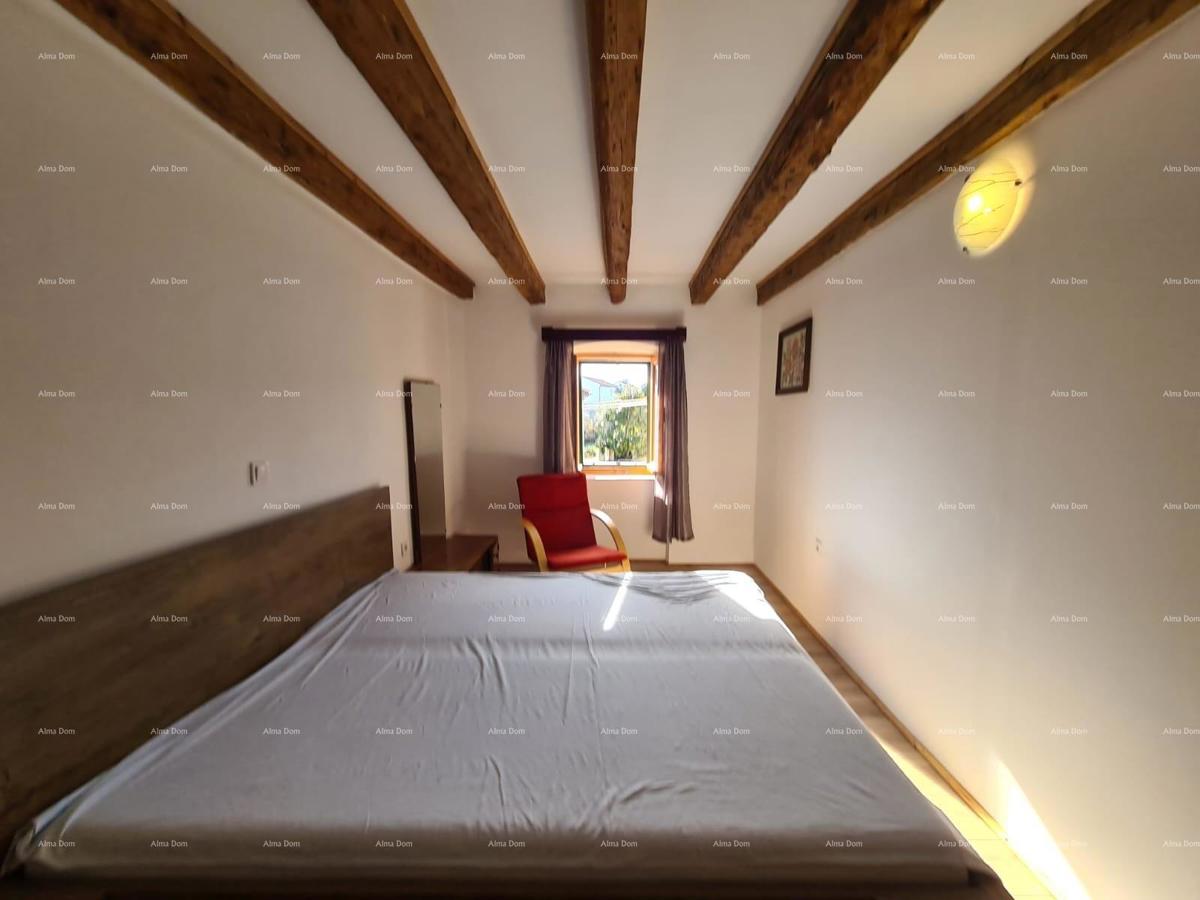 Prodaja! Dve renovirane istarske hiše v Marčani.