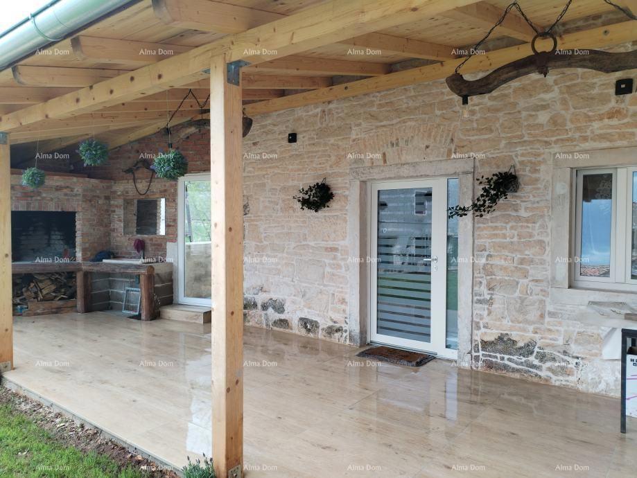 Barban– House with Pool and Sports Facilities