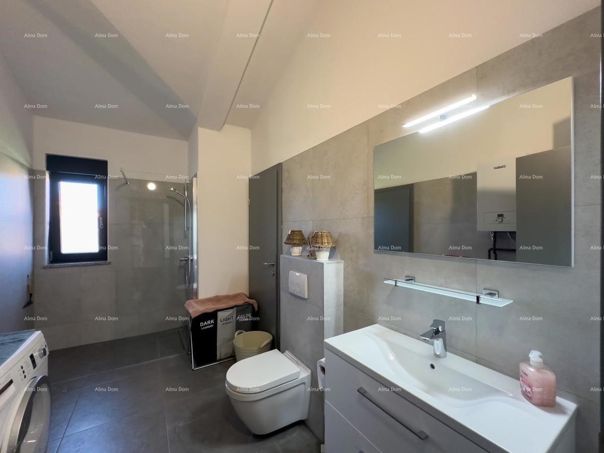 DVE HIŠE NA PRODAJI! Ekskluzivna prodaja!