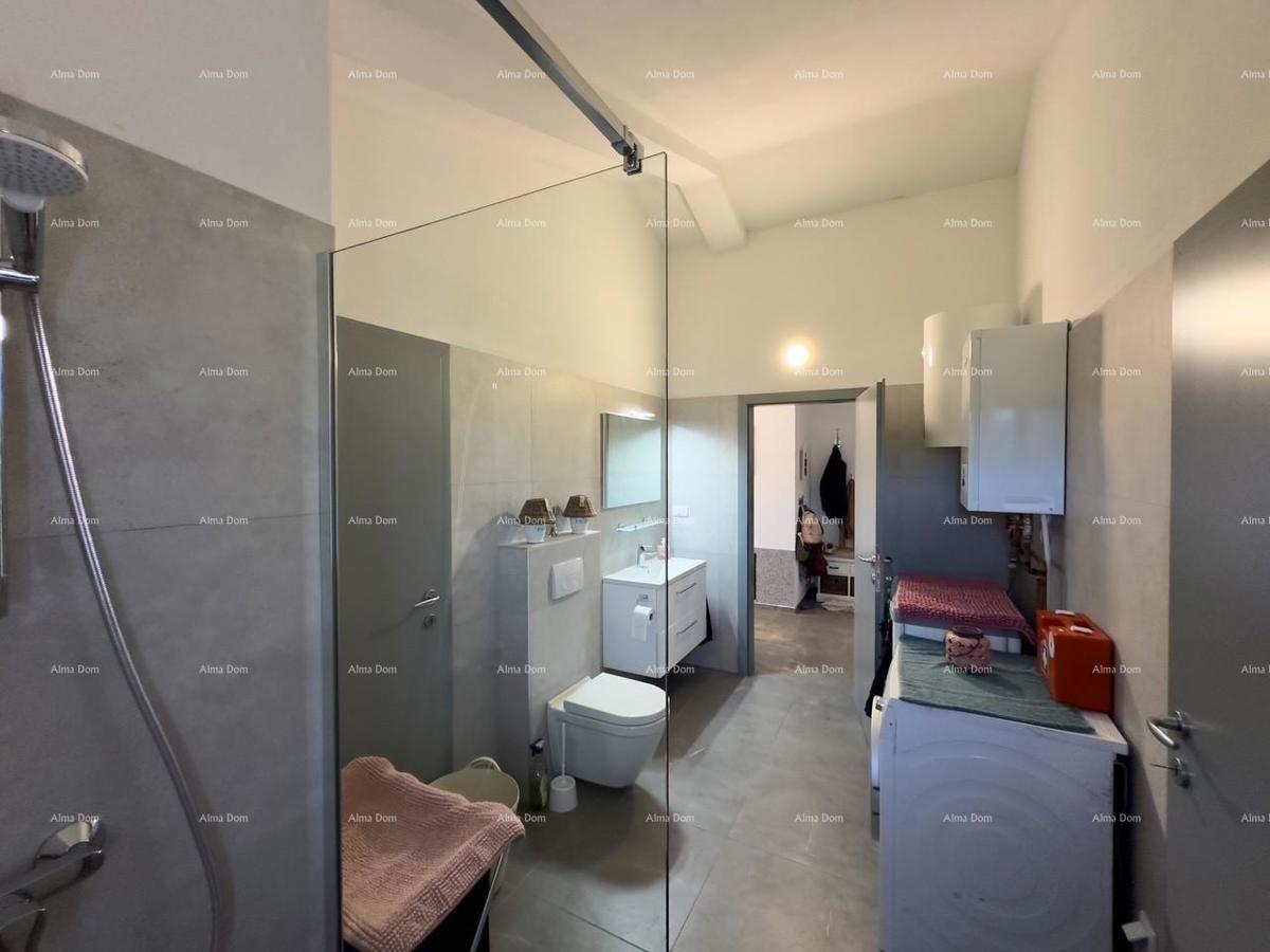 DVE HIŠE NA PRODAJI! Ekskluzivna prodaja!