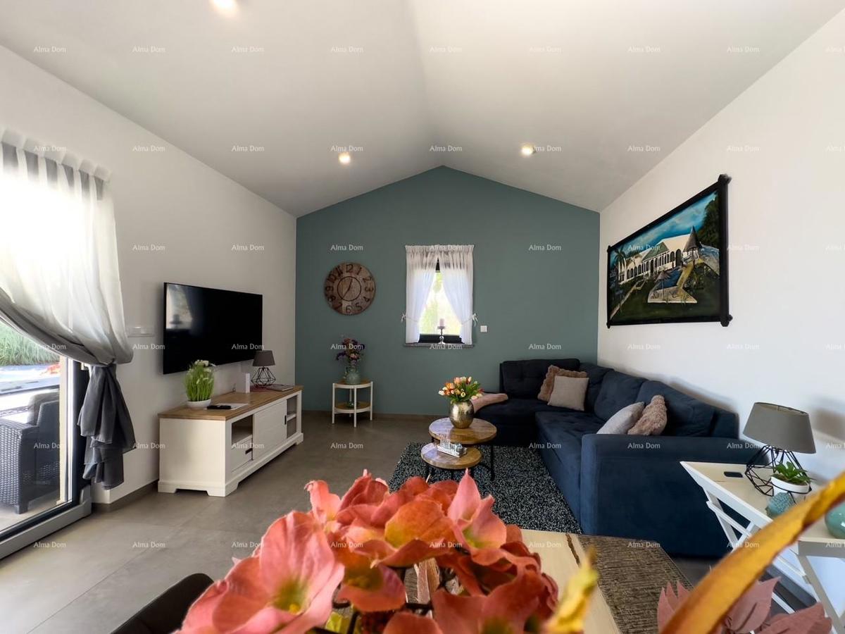 DVE HIŠE NA PRODAJI! Ekskluzivna prodaja!