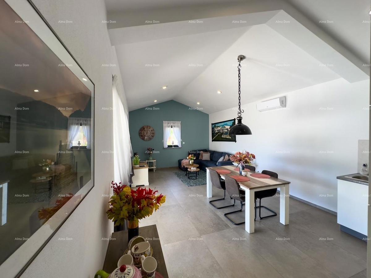 DVE HIŠE NA PRODAJI! Ekskluzivna prodaja!