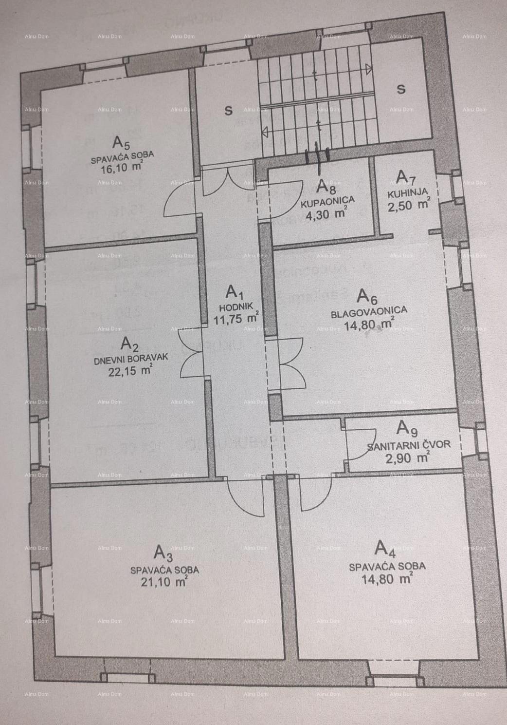 Prostorno stanovanje 110 m², ROVINJ