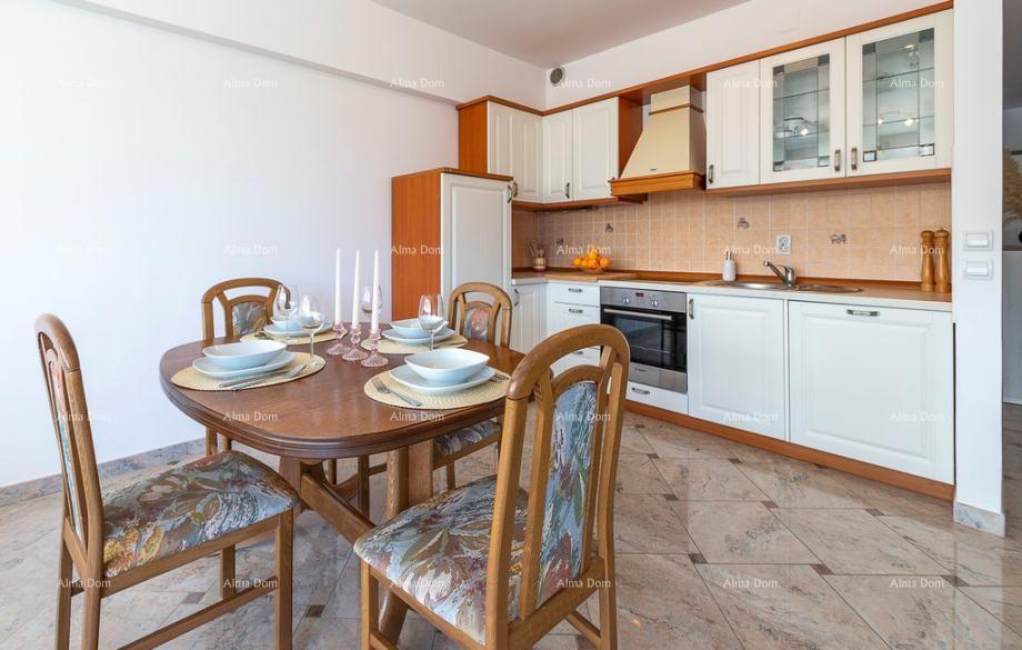 Rovinj – Apartma z 2 spalnicama in parkirnim mestom v garaži