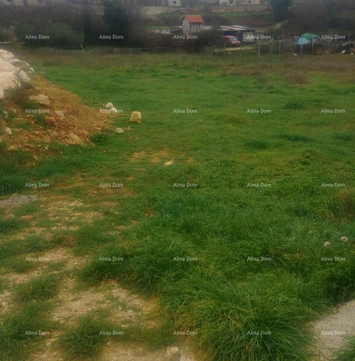 Marcana, Loborika, zazidljivo zemljišče.