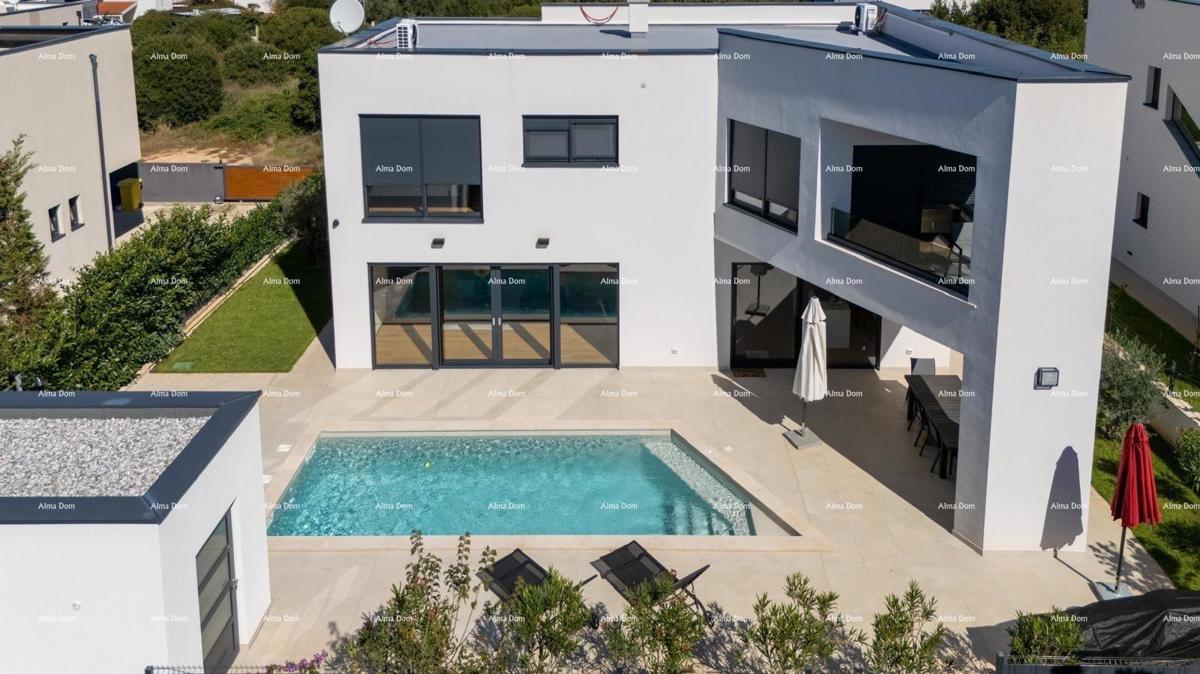 Perfect Family House with Pool in Banjole, Close to the Beach and Nature