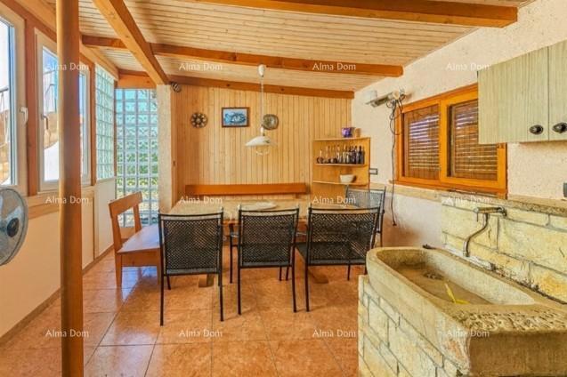 Prodaja kuće s građevinskim zemljištem, 200 m od plaže – Umag/Savudrija