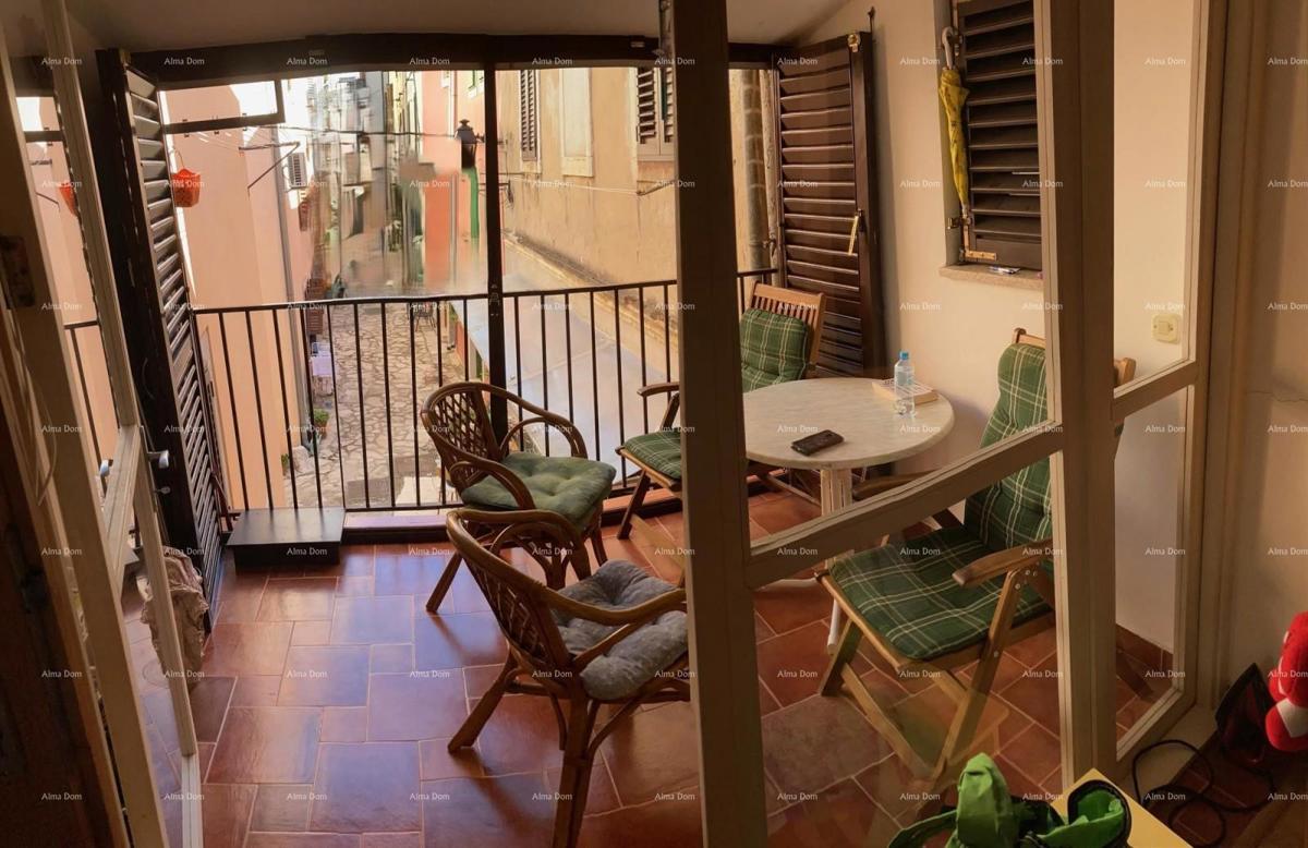 Apartmajska hiša v centru Vrsarja – 200 m od morja