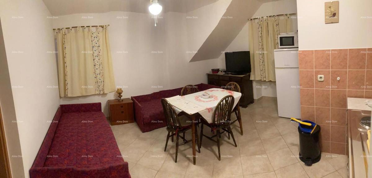 Apartmajska hiša v centru Vrsarja – 200 m od morja
