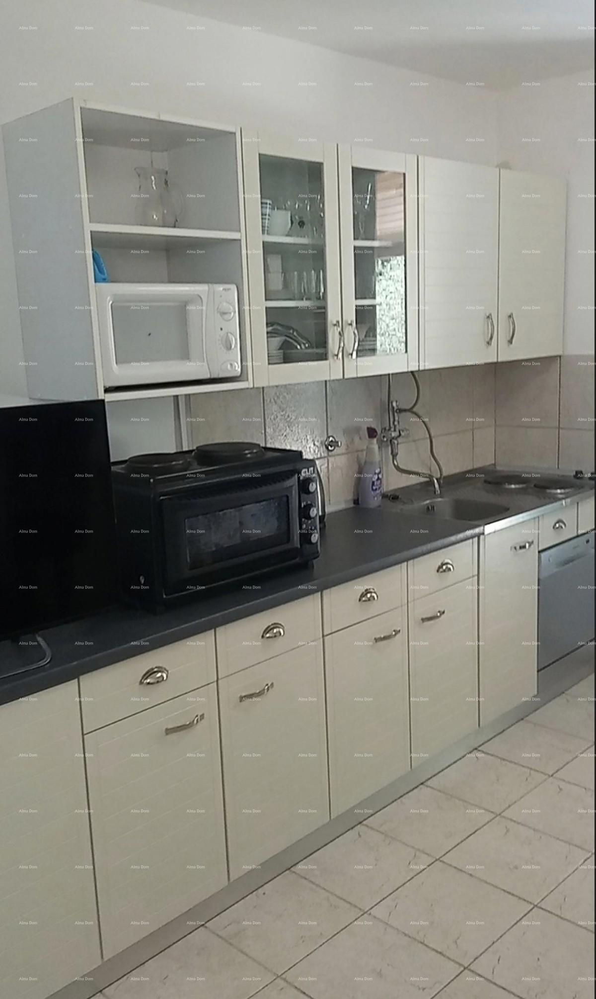 DUGA UVALA, STAN 36 M2 v pritličju!