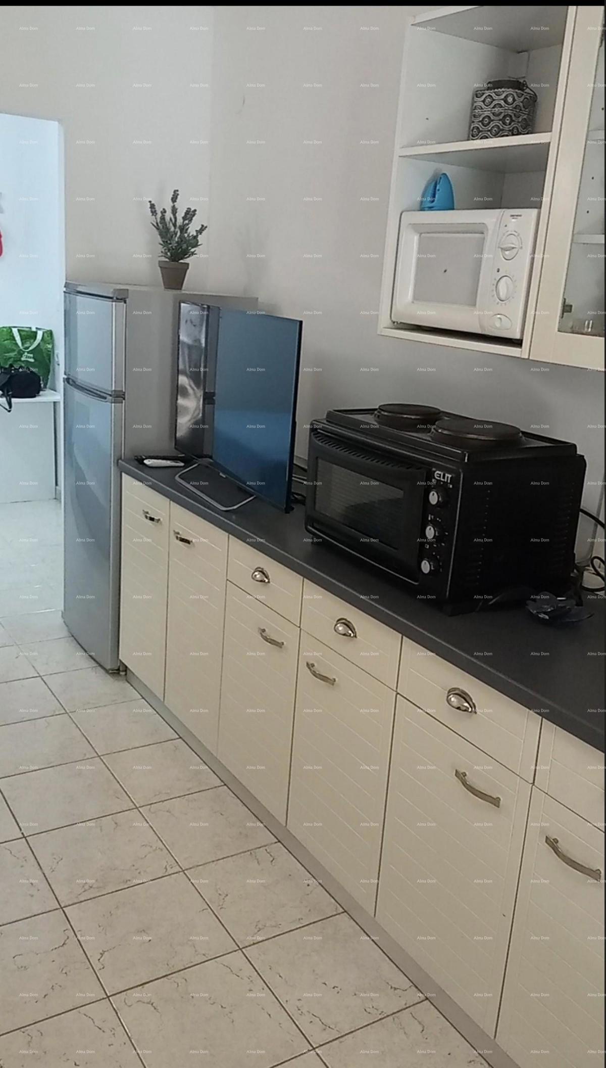 DUGA UVALA, STAN 36 M2 v pritličju!