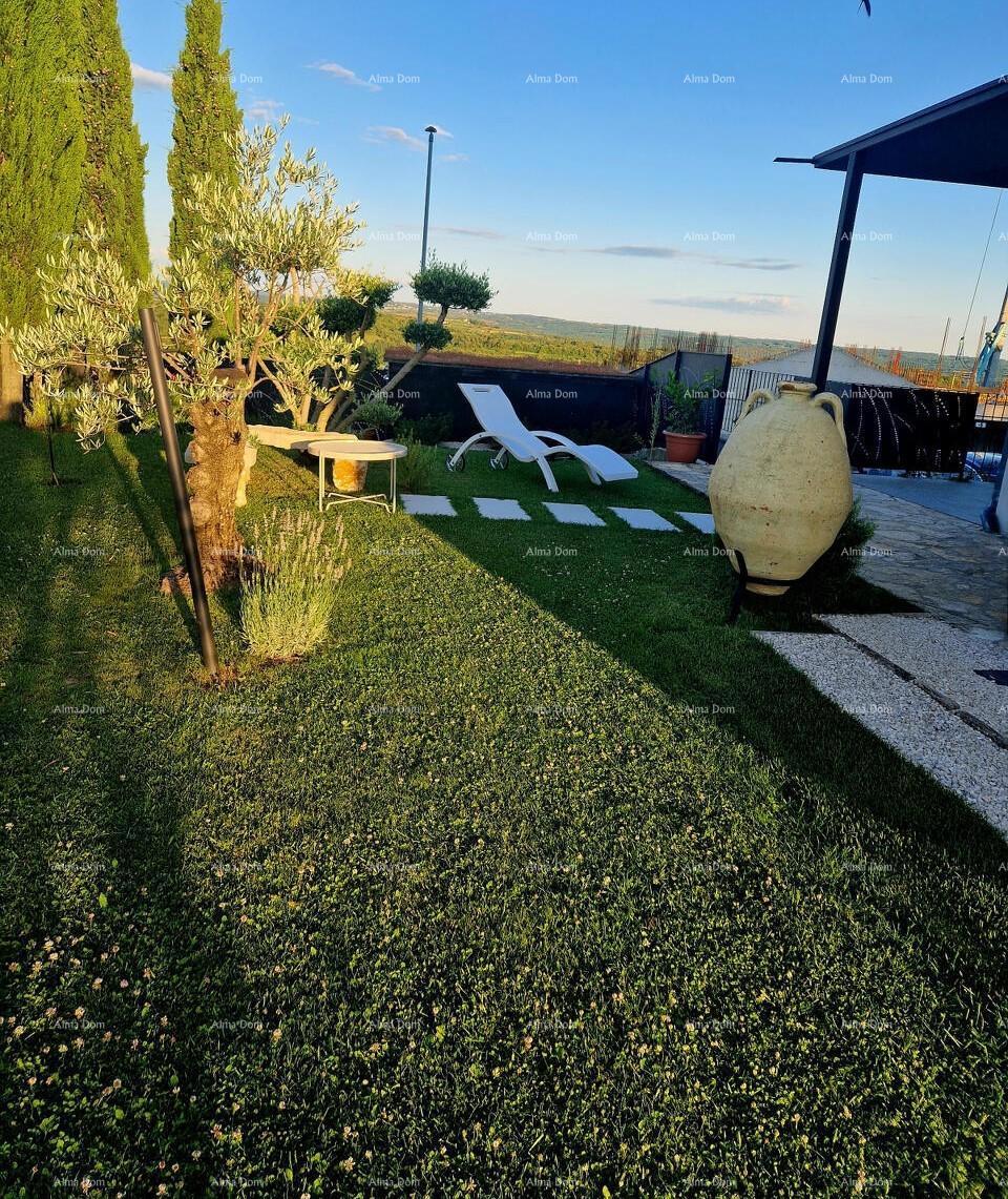 BUJE – Hiša s bazenom in panoramskim pogledom