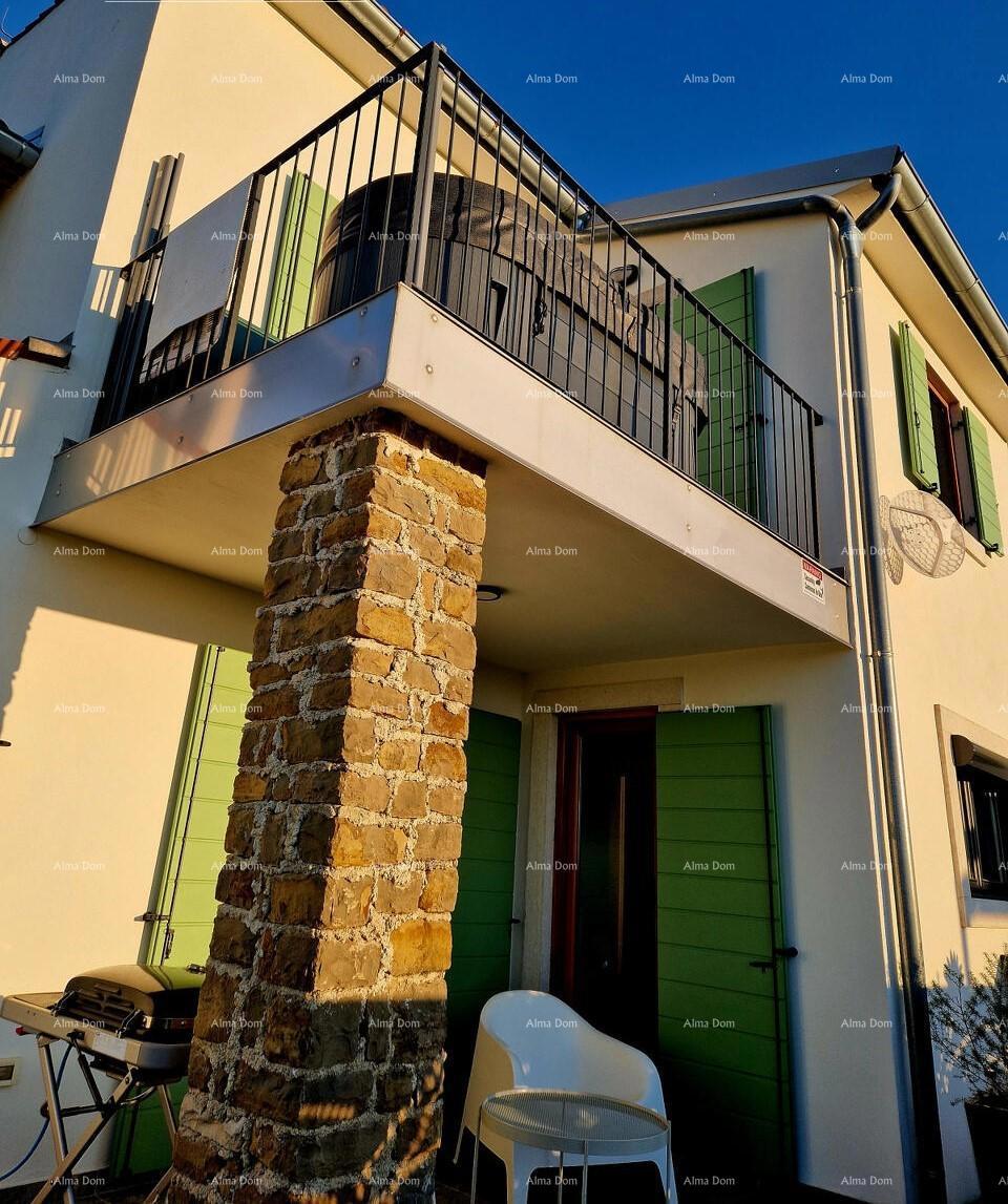 BUJE – Hiša s bazenom in panoramskim pogledom