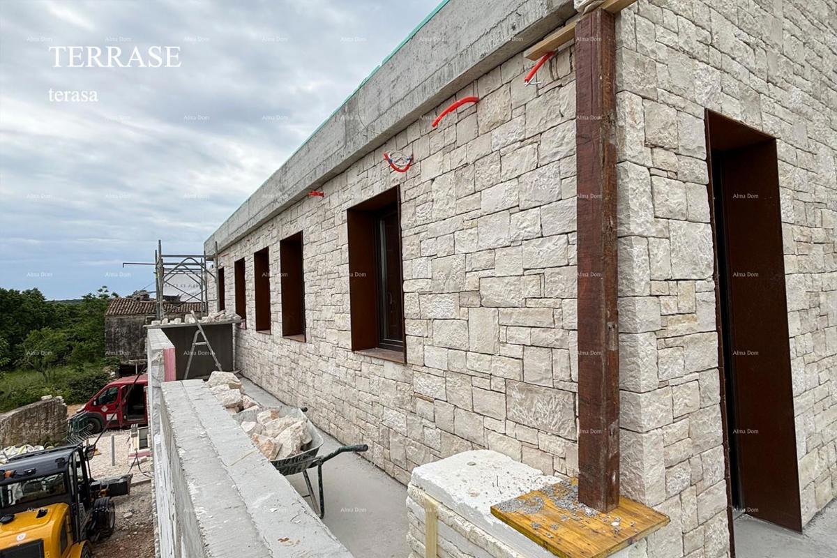 Hiša v gradnji z bazenom naprodaj - Bale, okolica