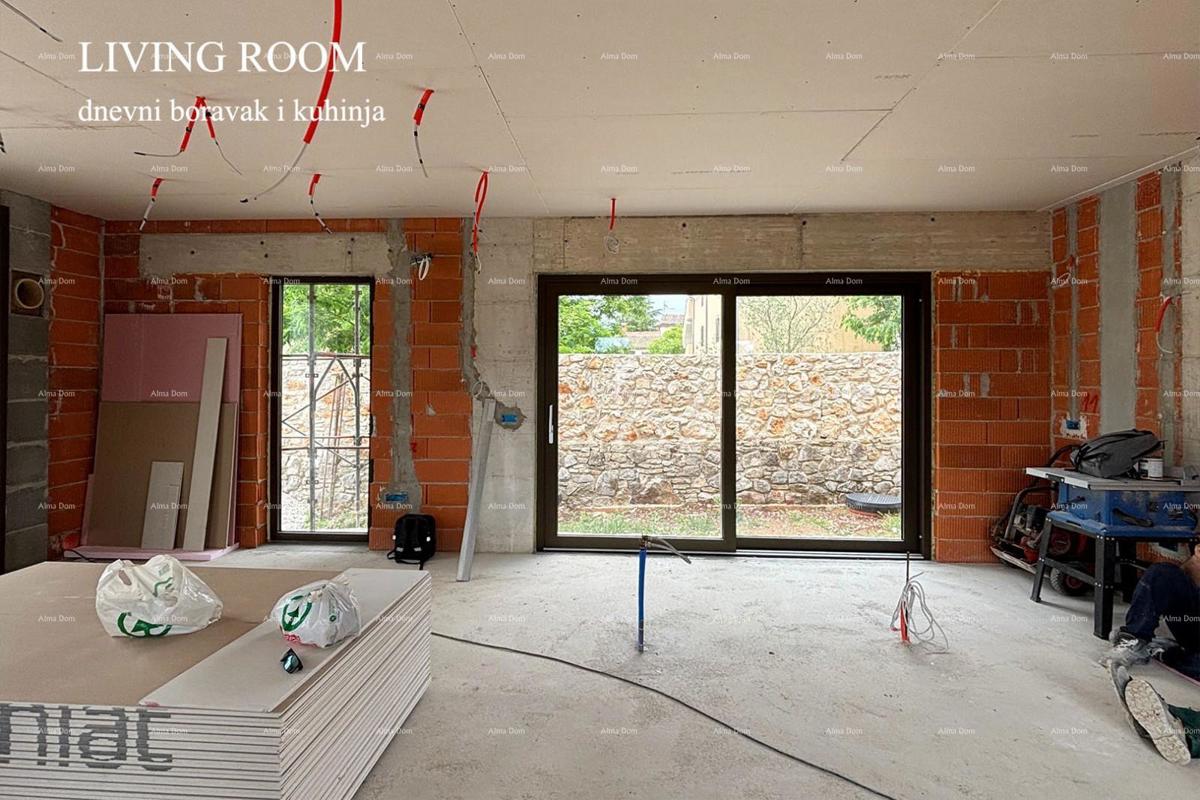 Hiša v gradnji z bazenom naprodaj - Bale, okolica