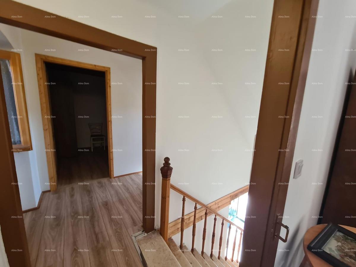 Prodaja - Prelepa, renovirana istarska kuća u centru, Marčana!