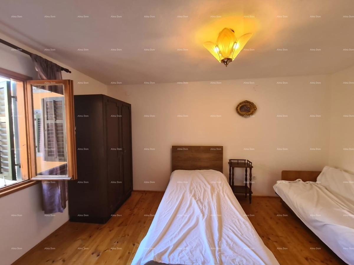 Prodaja - Prelepa, renovirana istarska kuća u centru, Marčana!