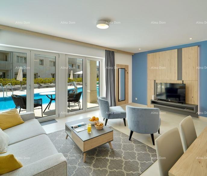 Umag – apartma ob morju v kompleksu s bazenom