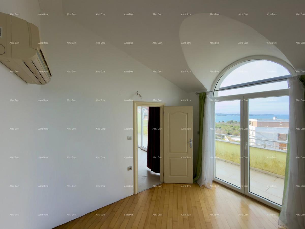 Trosoban stan s pogledom na more i Brijune!