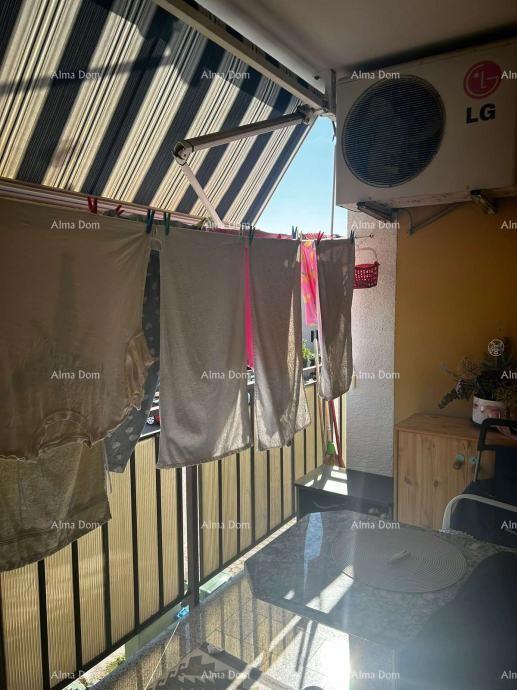 POREČ – funkcionalen stan blizu centra in morja