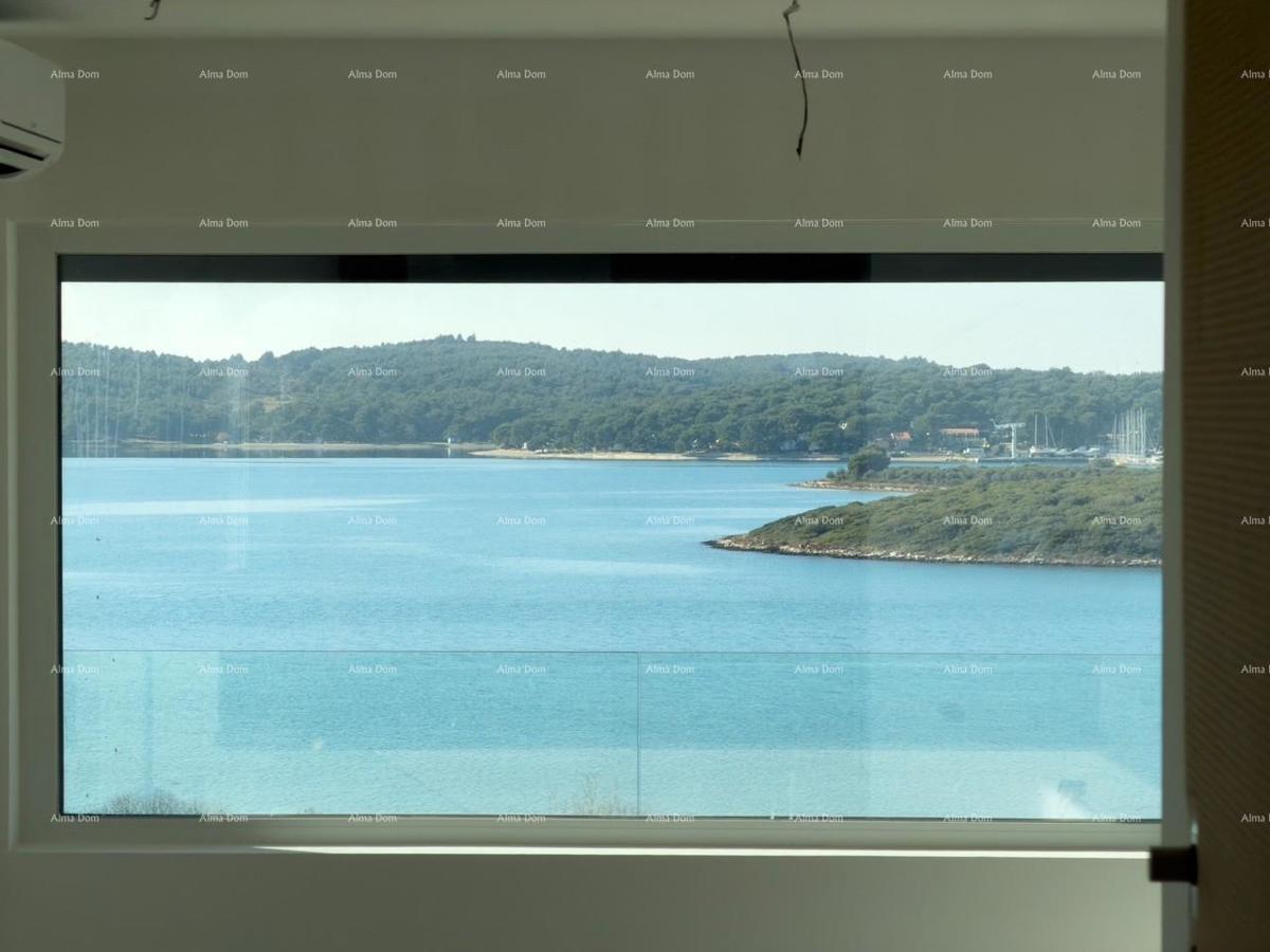 Medulin – Mukalba, PENTHOUSE 104,76 m², NOVOGRADNJA, PRVI VRST DO MORJA