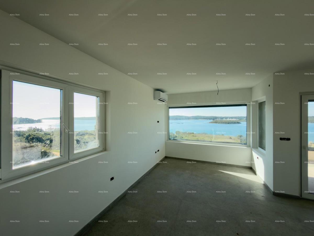 Medulin – Mukalba, PENTHOUSE 104,76 m², NOVOGRADNJA, PRVI VRST DO MORJA