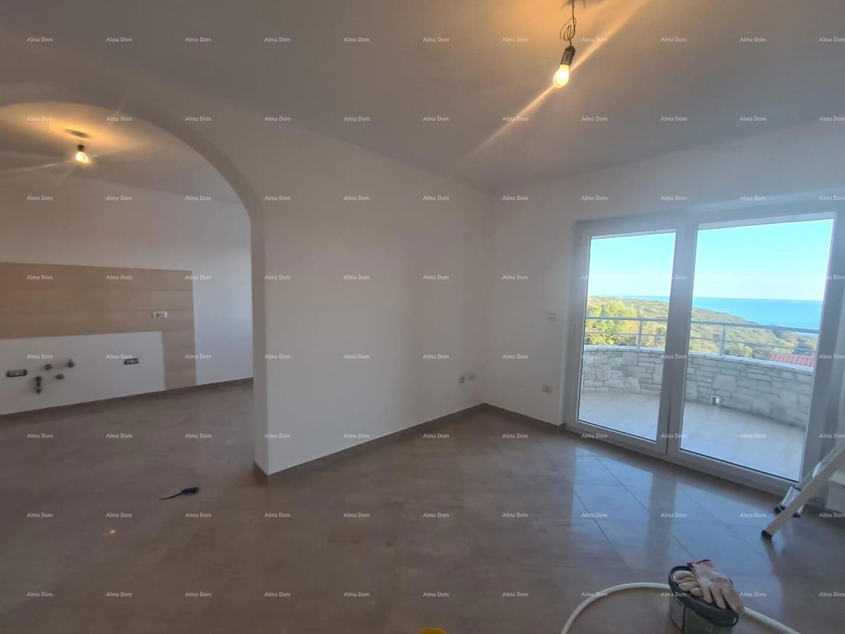 Prodaja šarmantnega stanovanja 60 m², Duga Uvala – pogled na morje