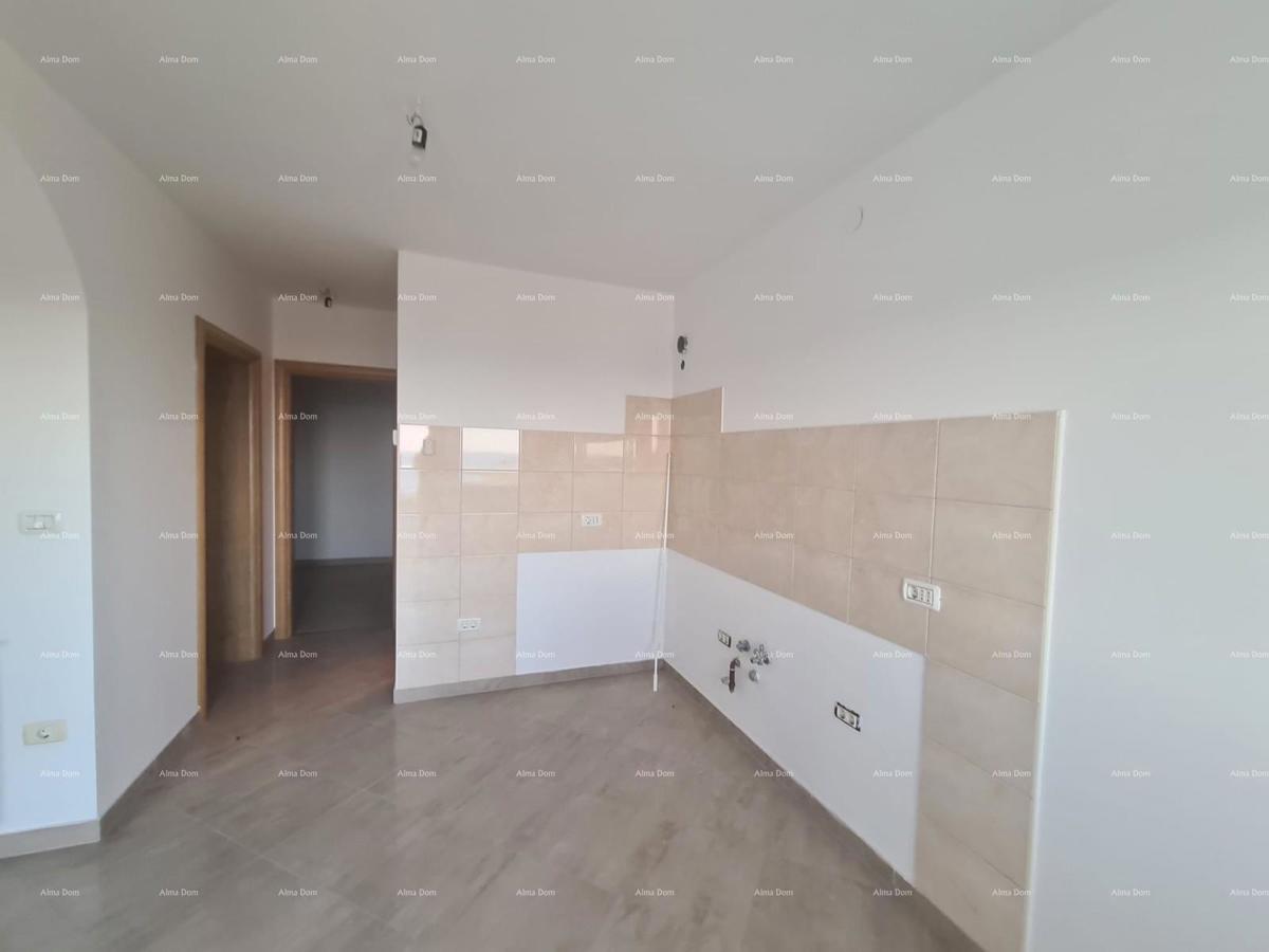 Prodaja šarmantnega stanovanja 60 m², Duga Uvala – pogled na morje