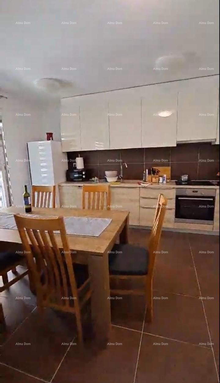 Pula, Veruda – Apartma s teraso in parkiriščem