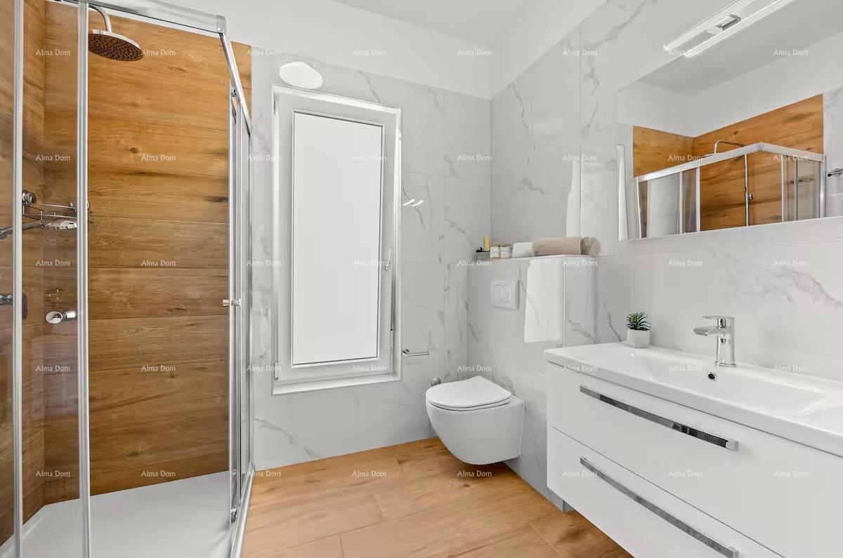 Pomer. Nova samostojeća prizemnica z bazenom.