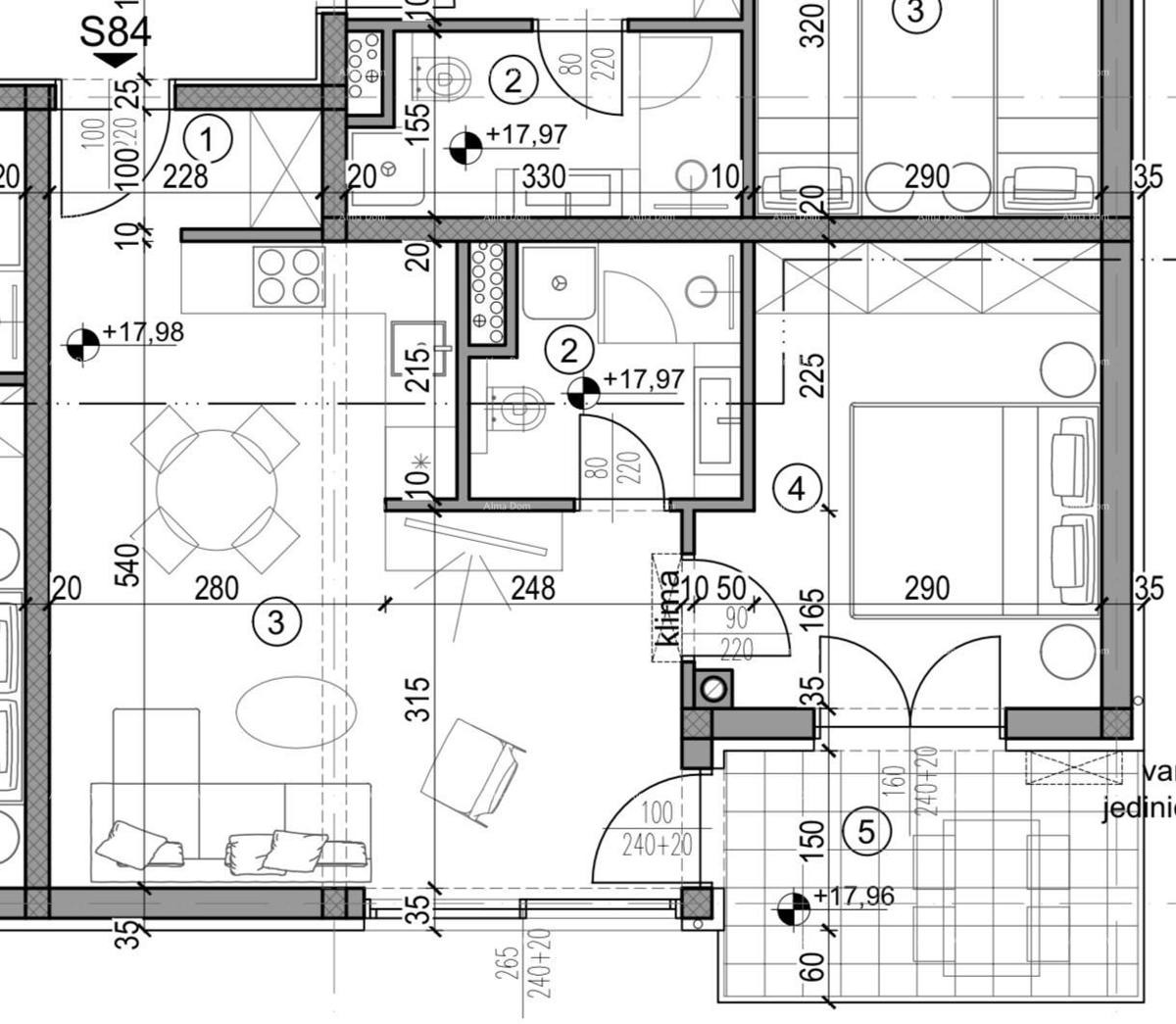 Pula! Večstanovanjska, moderna zgradа s liftom, blizu centra. Stan s parkirnim mestom in shrambo S84.