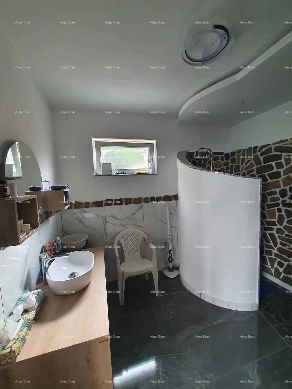 Apartmajska hiša s pogledom na morje
